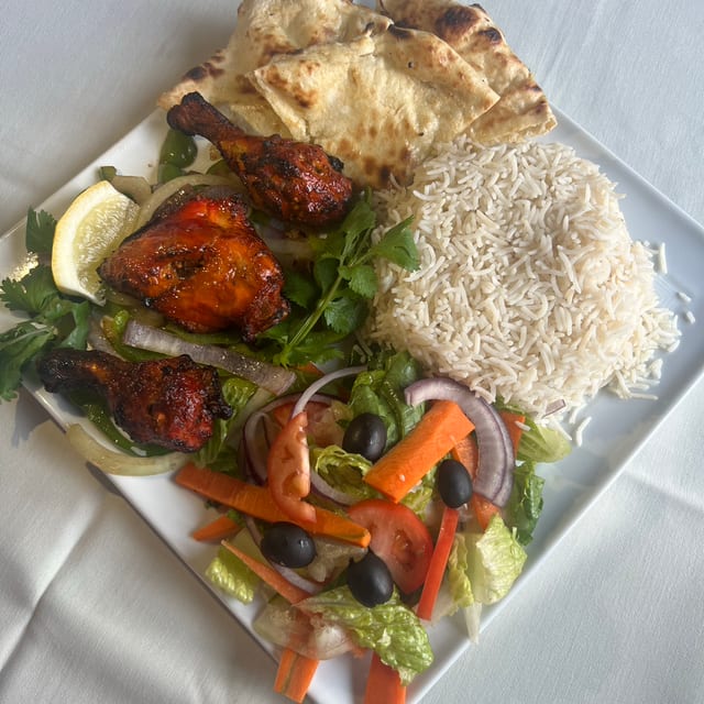 Tandoori Chicken 3pec meal box.